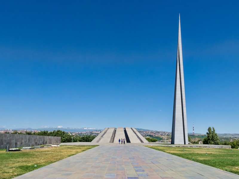 Главные памятники армянского модернизма