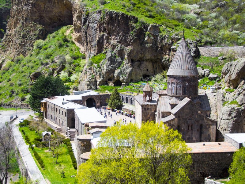 Духовный путь армянского народа. Природа, Гарни, Гегард и вино